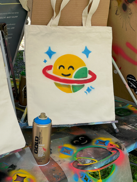 Airbrush Tote Bag Event. In store activation